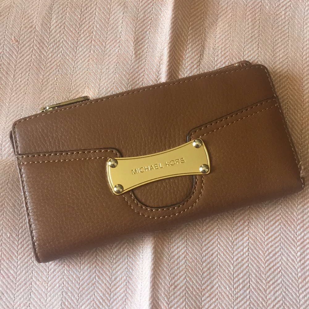 Michael Kors wallet